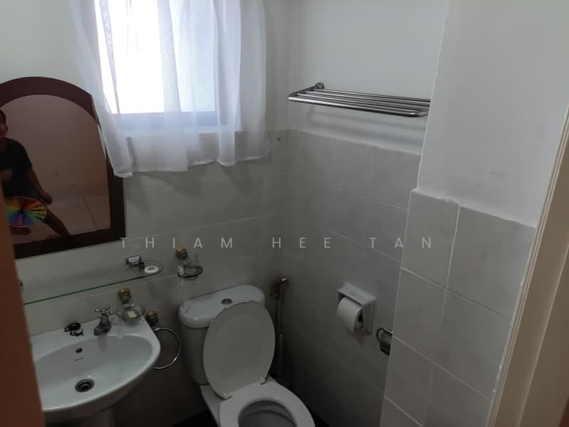 Condominium for Sale at Marina Crescent - Thiam Hee Tan - Bathroom - PropertyGuru.com.my