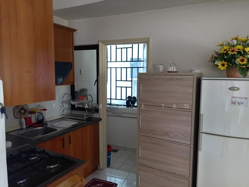 Condominium for Sale at Marina Crescent - Thiam Hee Tan - Kitchen - PropertyGuru.com.my