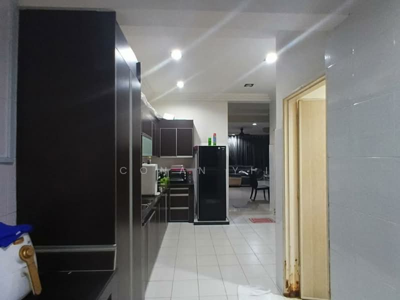 2-storey Terraced House for Rent in Taman Sutera (Kajang) - Conan Yii - Kitchen - PropertyGuru.com.my