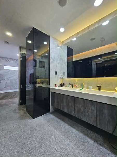 Cluster House for Sale in Taman Gaya (Ulu Tiram) - Loh Kok Hui - Bathroom - PropertyGuru.com.my