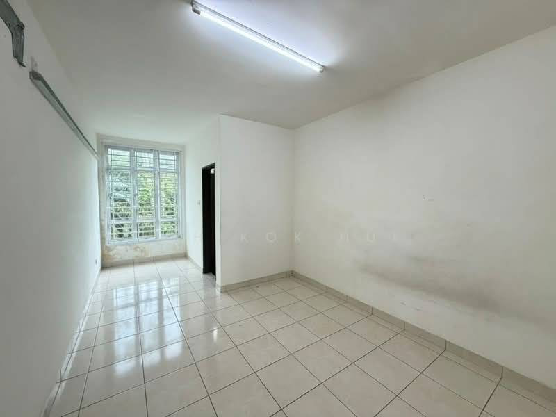 2-storey Terraced House for Sale in Bandar Uda Utama (Johor Bahru) - Loh Kok Hui - Interior - PropertyGuru.com.my