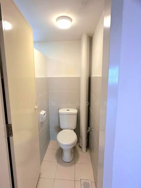 Pangsapuri untuk Disewa di Simfoni @ Eco Majestic - Aivin Thoong - Bathroom - PropertyGuru.com.my