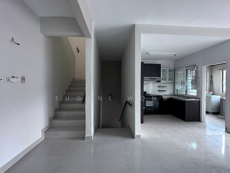 Townhouse for Rent in Serdang (Seri Kembangan) - Eugene Wong - Kitchen - PropertyGuru.com.my