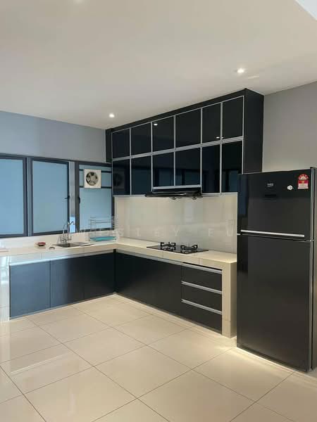 Kondominium untuk Dijual di Oasis 1 - Wesley Fu - Kitchen - PropertyGuru.com.my