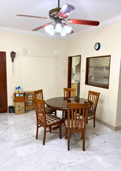 Condominium for Sale at Marina Bay Condominium - Clifton Chee - Dining Room - PropertyGuru.com.my