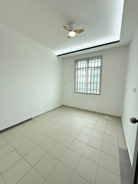 Apartment for Sale at Lake View Suites - Edward Gan - Interior - PropertyGuru.com.my