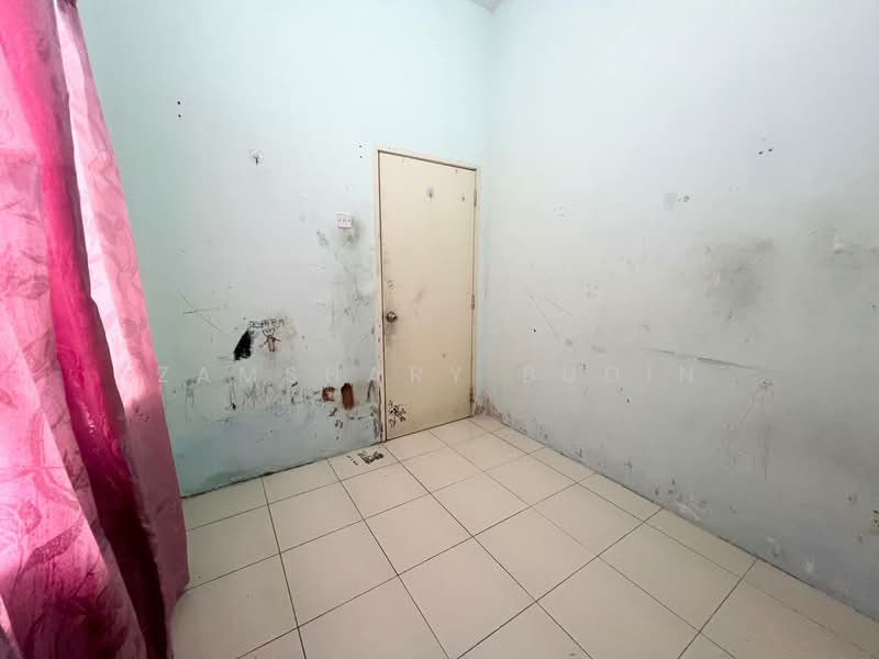 1-storey Terraced House for Sale in Bandar Saujana Putra (Tanjong Duabelas) - Zamshary Budin - Interior - PropertyGuru.com.my