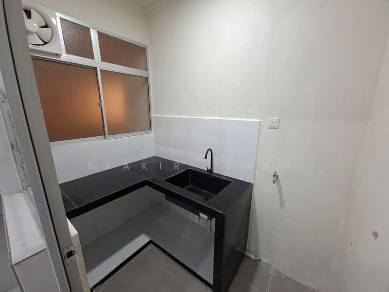 Kondominium untuk Disewa di Residensi Sateria - Syakir Adman - PropertyGuru.com.my
