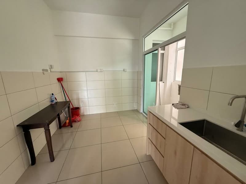 Kondominium untuk Disewa di Starhill Luxury Residence - Alex Lim - Kitchen - PropertyGuru.com.my