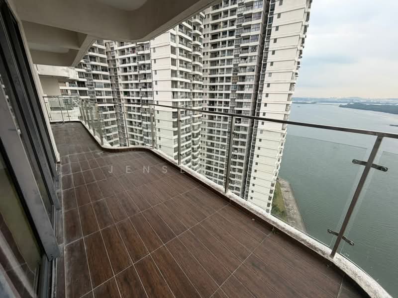 Kondominium untuk Disewa di Bay Laurel @ Country Garden Danga Bay - Jensen Goh - Balcony - PropertyGuru.com.my