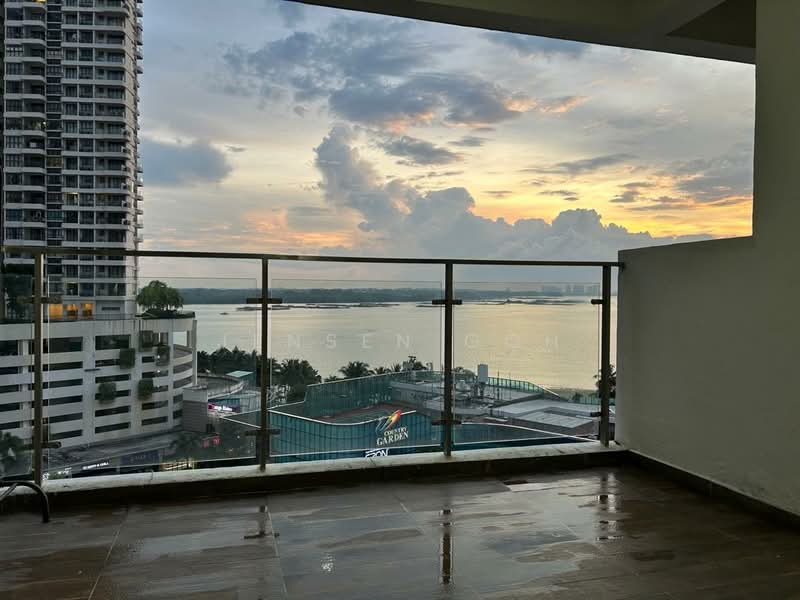 Kondominium untuk Disewa di Amberside @ Country Garden Danga Bay - Jensen Goh - Balcony - PropertyGuru.com.my