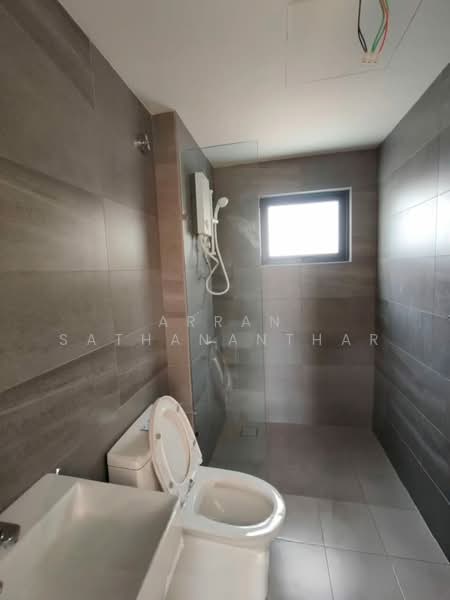 Kondominium untuk Dijual di Anjung Villa - Arran Sathananthar - Bathroom - PropertyGuru.com.my