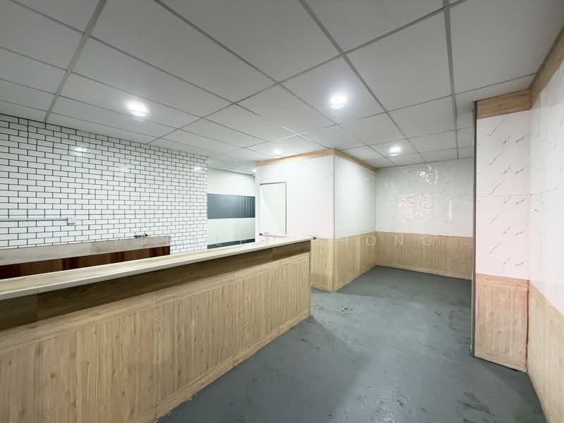 Kedai untuk Dijual di Taman Tasik Emas (Kampar) - Presley Chong - Interior - PropertyGuru.com.my