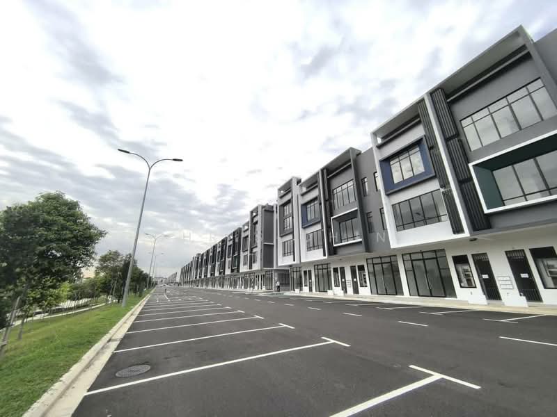Shop for Rent in Austin Crest (Johor Bahru) - Chris Chin - Exterior - PropertyGuru.com.my