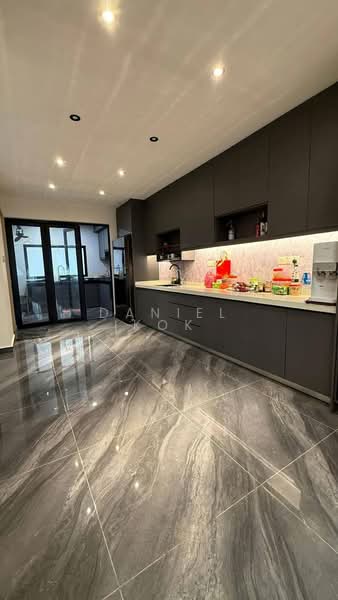 3-storey Terraced House for Sale in Bandar Botanic (Klang) - Daniel Kok - Kitchen - PropertyGuru.com.my