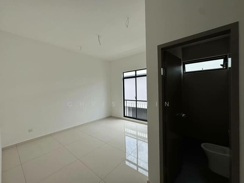 Cluster House for Sale in Austin Crest (Johor Bahru) - Chris Chin - PropertyGuru.com.my