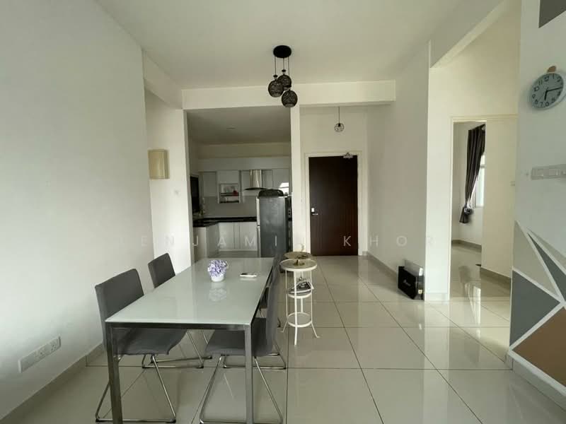 Kondominium untuk Disewa di La Thea Residences - Benjamin Khor - Dining Room - PropertyGuru.com.my