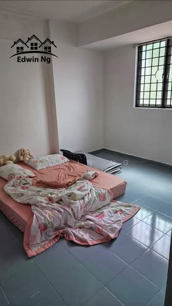Rumah Flat untuk Disewa di Greenlane Heights Block 3 - Edwin Ng - Bedroom - PropertyGuru.com.my