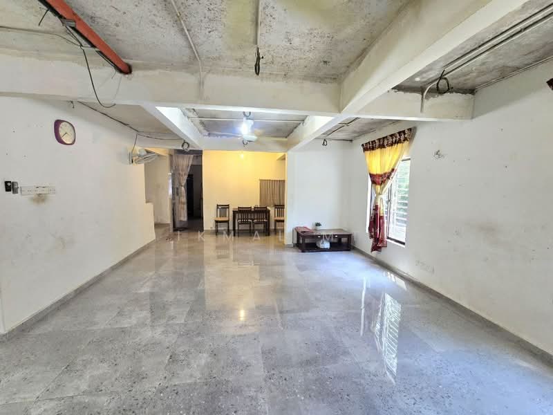 3-storey Terraced House for Sale in Keramat (Kuala Lumpur) - Ikmal MT - Living Room - PropertyGuru.com.my