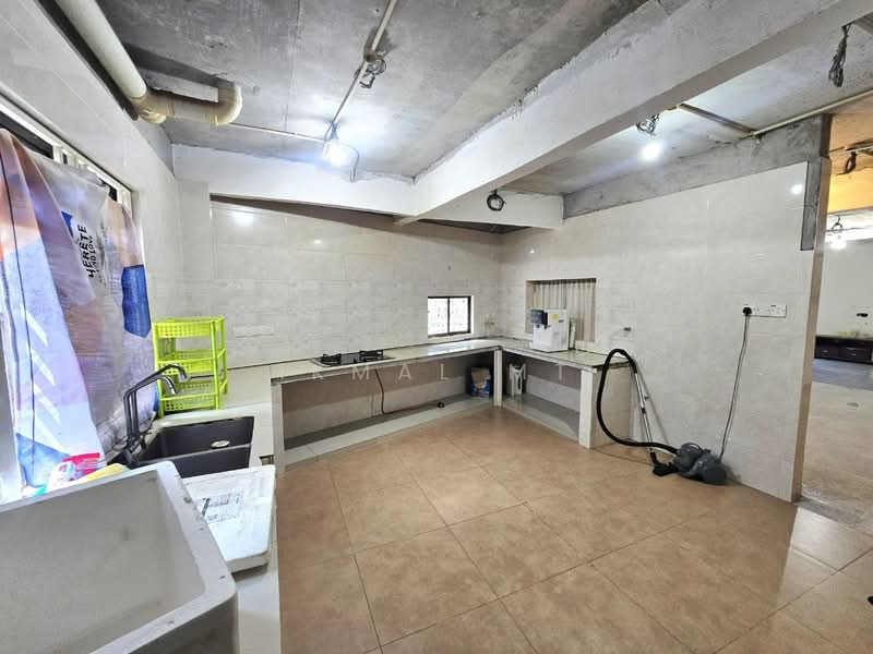 3-storey Terraced House for Sale in Keramat (Kuala Lumpur) - Ikmal MT - Kitchen - PropertyGuru.com.my