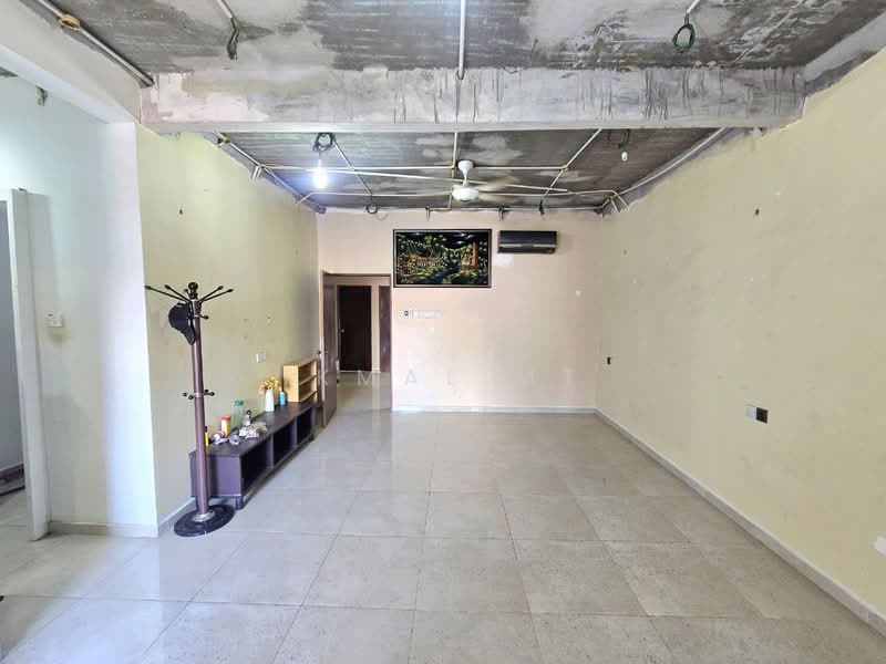 3-storey Terraced House for Sale in Keramat (Kuala Lumpur) - Ikmal MT - Living Room - PropertyGuru.com.my