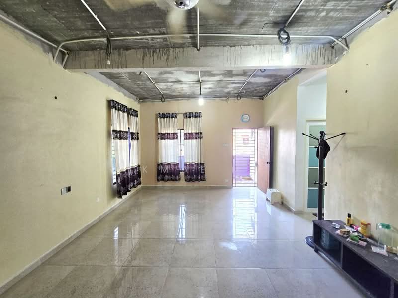 3-storey Terraced House for Sale in Keramat (Kuala Lumpur) - Ikmal MT - Living Room - PropertyGuru.com.my