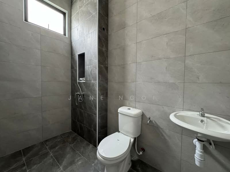 Rumah Kluster untuk Dijual di Johor Bahru (Johor) - Jane Ngoi - Bathroom - PropertyGuru.com.my
