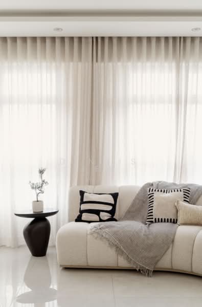 Servis Apartment untuk Dijual di TriTower Residence @ Johor Bahru Sentral - Dennis Lee - Living Room - PropertyGuru.com.my