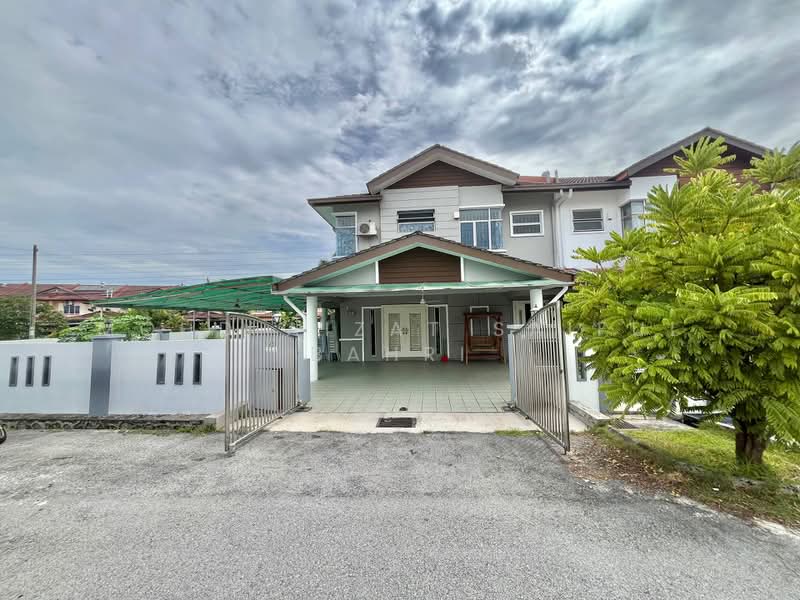 Semi-Detached House for Sale in Taman Kajang Impian (Kajang) - Mohd Aizat Saiful Bahri - Exterior - PropertyGuru.com.my