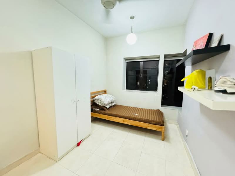 Kondominium untuk Dijual di Pelangi Utama - Wesley Fu - Bedroom - PropertyGuru.com.my