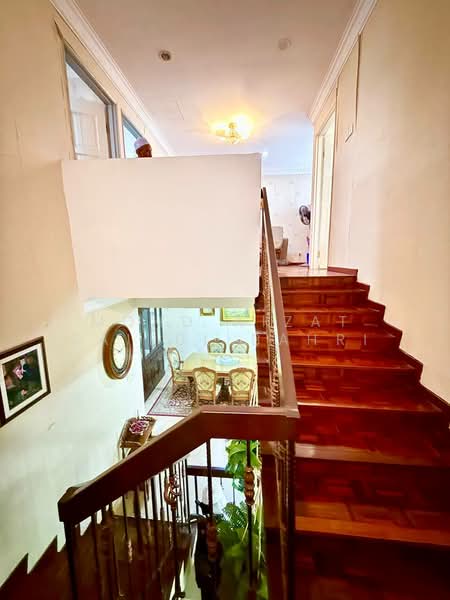 Rumah Teres 2 Tingkat untuk Dijual di Seksyen 1 Bandar Baru Bangi (Bandar Baru Bangi) - Mohd Aizat Saiful Bahri - Dining Room - PropertyGuru.com.my