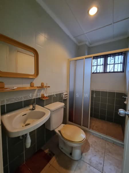 Rumah Teres 2 Tingkat untuk Dijual di Sungai Buloh (Selangor) - Ethan Swe - Bathroom - PropertyGuru.com.my