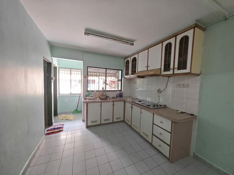Flat for Sale at Desa Permai Indah Flat - Bryan H'ng - Kitchen - PropertyGuru.com.my