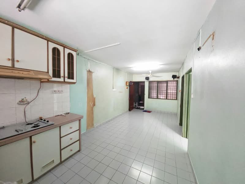 Flat for Sale at Desa Permai Indah Flat - Bryan H'ng - Kitchen - PropertyGuru.com.my