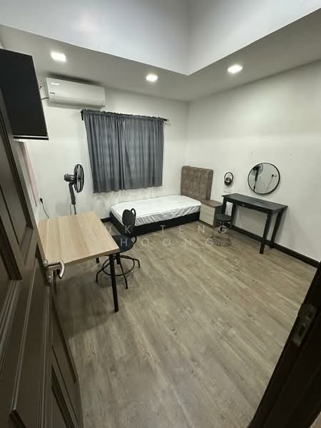 Rumah Teres 2 Tingkat untuk Disewa di Taman Damansara Aliff (Tampoi) - Suk Teng Choong - Bedroom - PropertyGuru.com.my