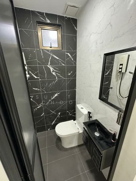 Rumah Teres 2 Tingkat untuk Disewa di Taman Damansara Aliff (Tampoi) - Suk Teng Choong - Bathroom - PropertyGuru.com.my