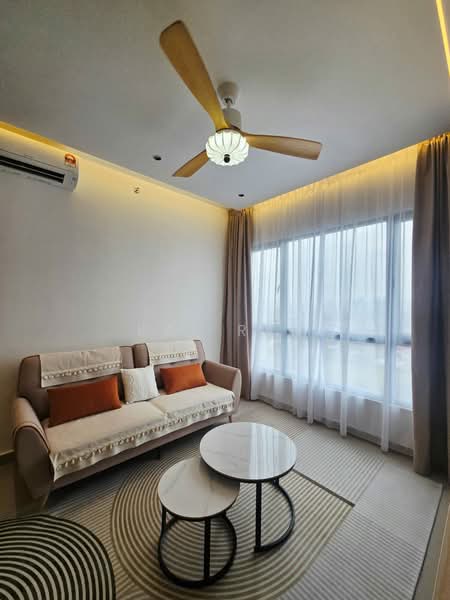 Servis Apartment untuk Disewa di Residensi Ava @ Kiara Bay - Kai Ren - Living Room - PropertyGuru.com.my