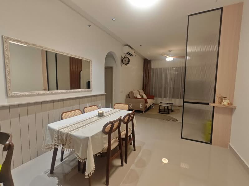 Servis Apartment untuk Disewa di Residensi Ava @ Kiara Bay - Kai Ren - Living Room - PropertyGuru.com.my
