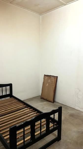 1-storey Terraced House for Sale in Bandar Tiram (Ulu Tiram) - Jason Chua - Bedroom - PropertyGuru.com.my