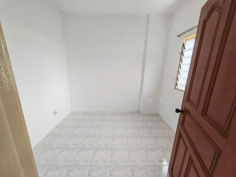 Rumah Flat untuk Dijual di Desa Mawar - Bryan H'ng - Interior - PropertyGuru.com.my