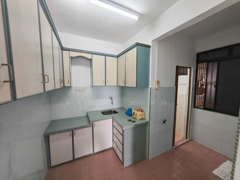 Rumah Flat untuk Dijual di Desa Mawar - Bryan H'ng - Kitchen - PropertyGuru.com.my