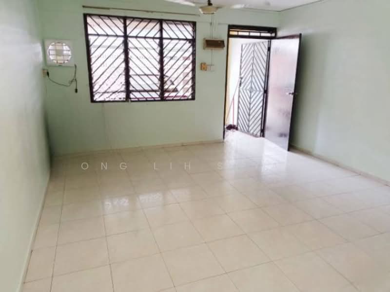 Rumah Teres 2 Tingkat untuk Dijual di Bandar Baru Permas Jaya (Permas Jaya) - Ong Lih Shyan - Living Room - PropertyGuru.com.my