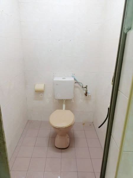 Rumah Teres 2 Tingkat untuk Dijual di Bandar Baru Permas Jaya (Permas Jaya) - Ong Lih Shyan - Bathroom - PropertyGuru.com.my