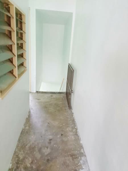 Rumah Teres 2 Tingkat untuk Dijual di Bandar Baru Permas Jaya (Permas Jaya) - Ong Lih Shyan - Corridor - PropertyGuru.com.my