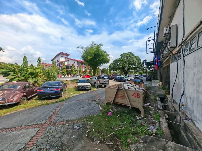 Factory for Rent in Taman Universiti (Skudai) - Regine Ng - Exterior - PropertyGuru.com.my