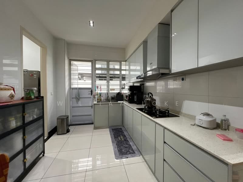 Cluster House for Sale in Setia Tropika (Johor Bahru) - William Loke - Kitchen - PropertyGuru.com.my