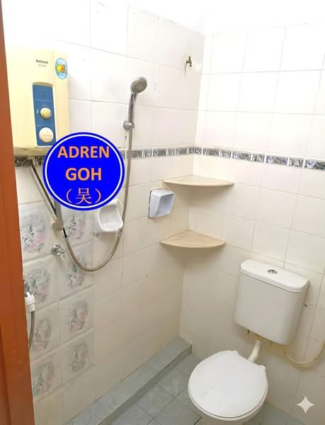 Rumah Flat untuk Disewa di Taman Terubong Jaya - Adren Goh - Bathroom - PropertyGuru.com.my