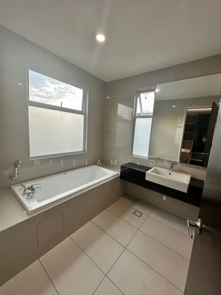 Rumah Berkembar untuk Disewa di Senibong (Permas Jaya) - William Loke - PropertyGuru.com.my