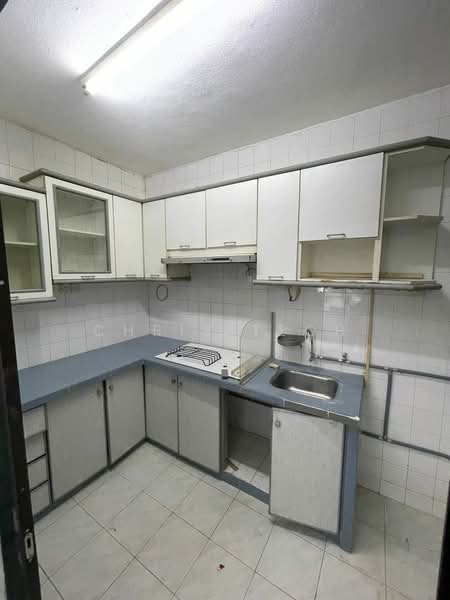 Condominium for Sale at Villa Condominium - Chris Teoh - Kitchen - PropertyGuru.com.my