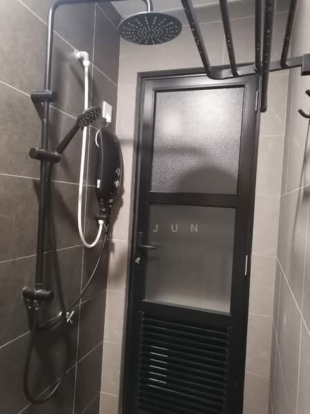 Servis Apartment untuk Disewa di Majestic Maxim - Yi Jun - Bathroom - PropertyGuru.com.my